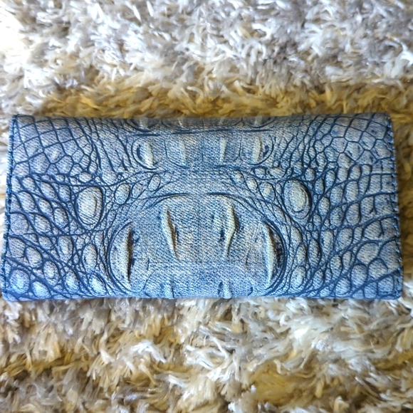 Brahmin Light Denim Tetra w/matching Veronica NWT's. - Picture 5 of 7